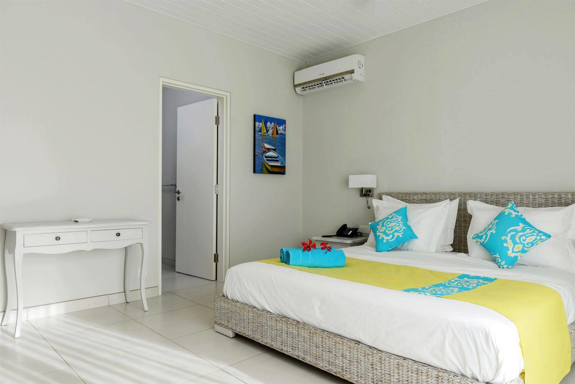 Voile Bleue Boutique Hotel Pointe-aux-Piments Eksteriør billede